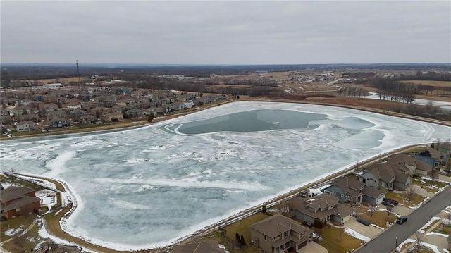 109 SE Riley Street, Blue Springs, MO 64064