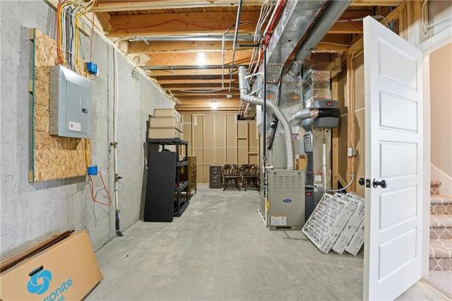 109 SE Riley Street, Blue Springs, MO 64064