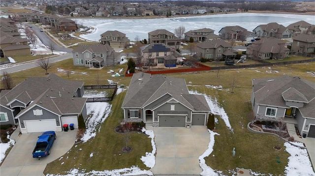 109 SE Riley Street, Blue Springs, MO 64064