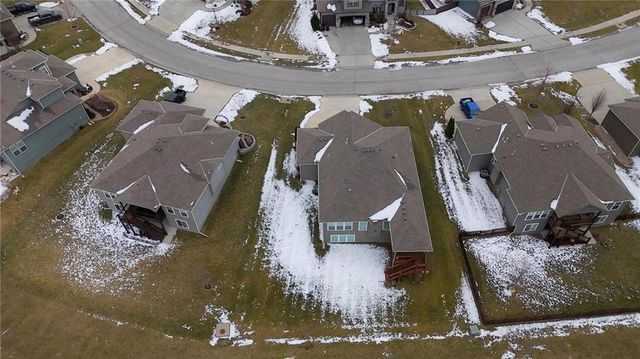 109 SE Riley Street, Blue Springs, MO 64064