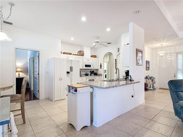 13348 Pembroke CIR N, Lake Suzy, FL 34269