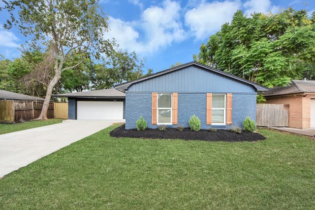 5523 Elm Tree Drive, Houston, TX 77048