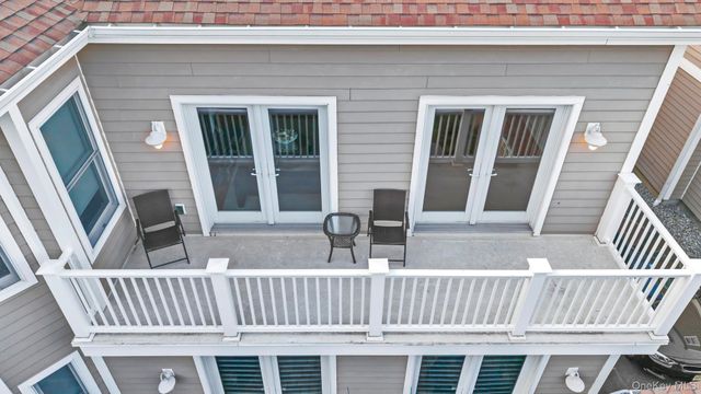 51 Island Point, Bronx, NY 10464