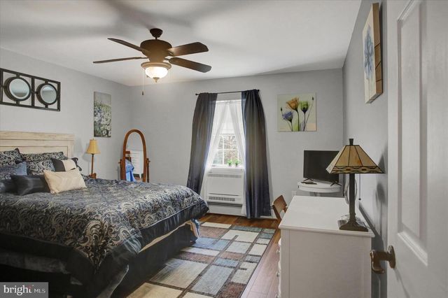6612 MOULSTOWN RD E, Hanover, PA 17331
