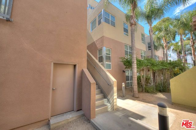 302 E 19th Street 7, Long Beach, CA 90806