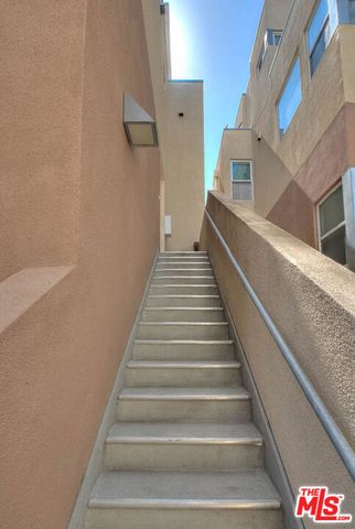 302 E 19th Street 7, Long Beach, CA 90806