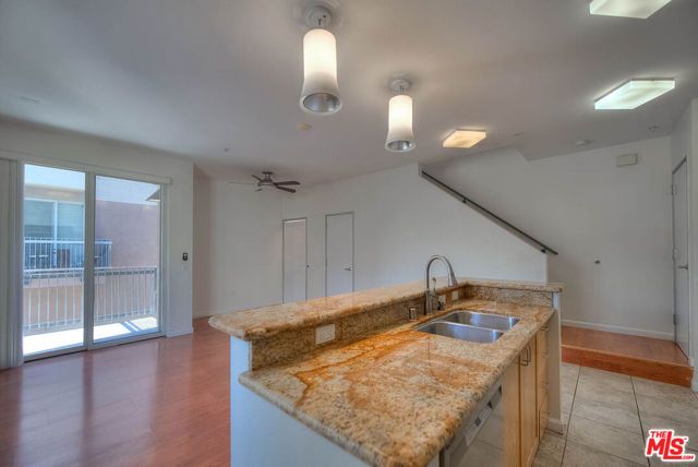 302 E 19th Street 7, Long Beach, CA 90806