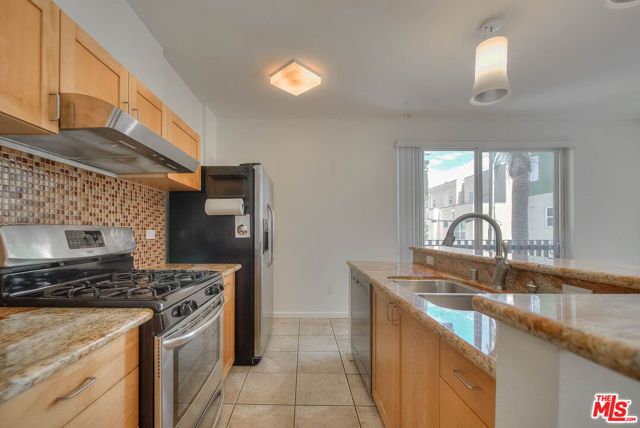 302 E 19th Street 7, Long Beach, CA 90806