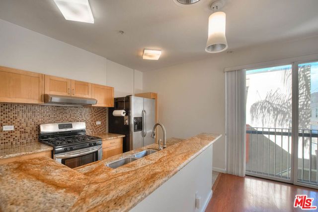 302 E 19th Street 7, Long Beach, CA 90806