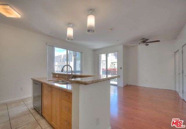 302 E 19th Street 7, Long Beach, CA 90806