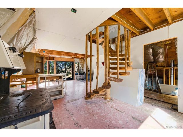 177 Bunker Hill Cir, Silver Cliff, CO 81252