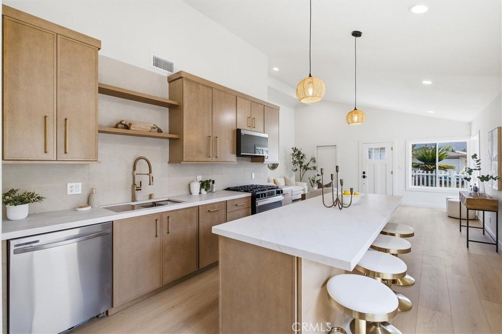 27332 Las Nieves, Mission Viejo, CA 92691 — exterior