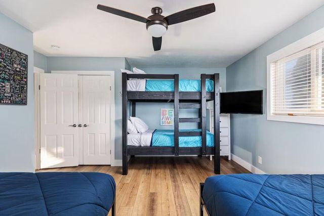 21557 Lake Street, Cassopolis, MI 49031