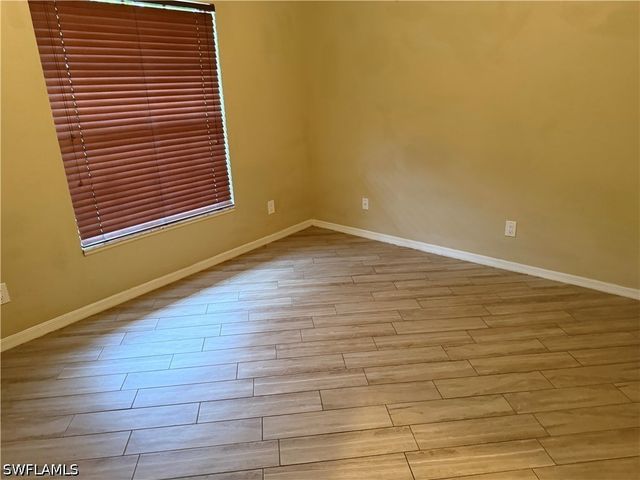 5232 Raintree LN, Naples, FL 34113