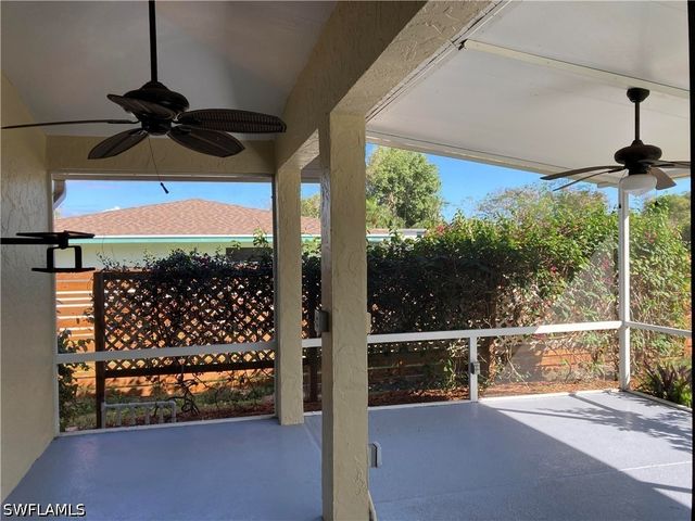 5232 Raintree LN, Naples, FL 34113