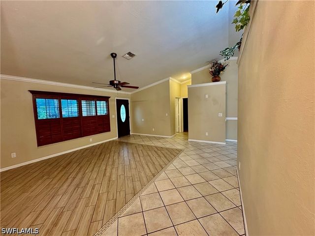 5232 Raintree LN, Naples, FL 34113
