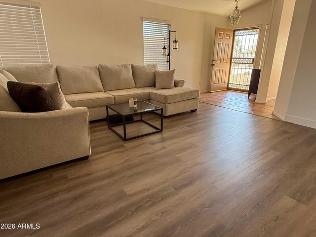 6906 W PHELPS Road, Peoria, AZ 85382