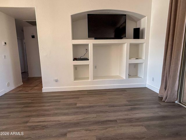 6906 W PHELPS Road, Peoria, AZ 85382