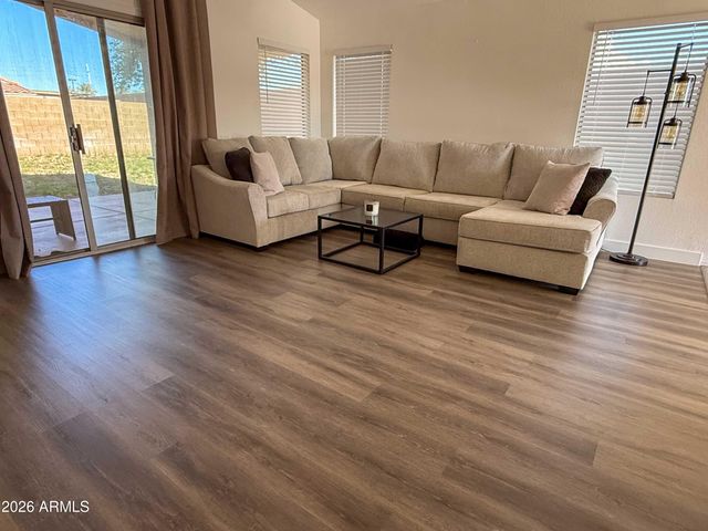 6906 W PHELPS Road, Peoria, AZ 85382