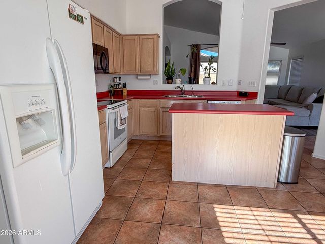 6906 W PHELPS Road, Peoria, AZ 85382