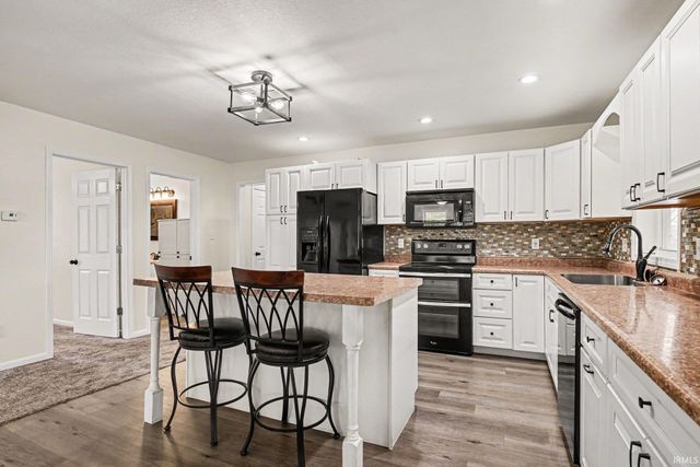 17411 County Road 34, Goshen, IN 46528