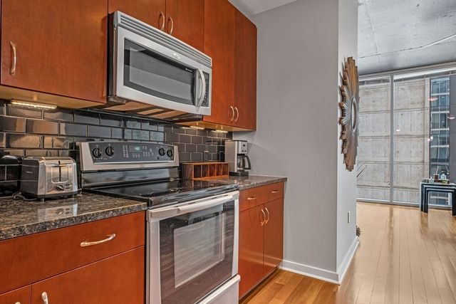 301 Demonbreun St Unit 1713, Nashville, TN 37201