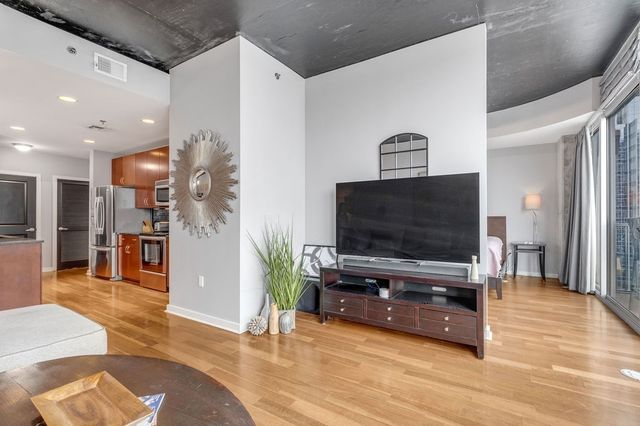 301 Demonbreun St Unit 1713, Nashville, TN 37201