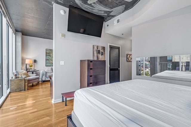 301 Demonbreun St Unit 1713, Nashville, TN 37201