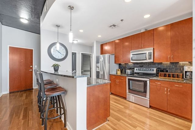 301 Demonbreun St Unit 1713, Nashville, TN 37201