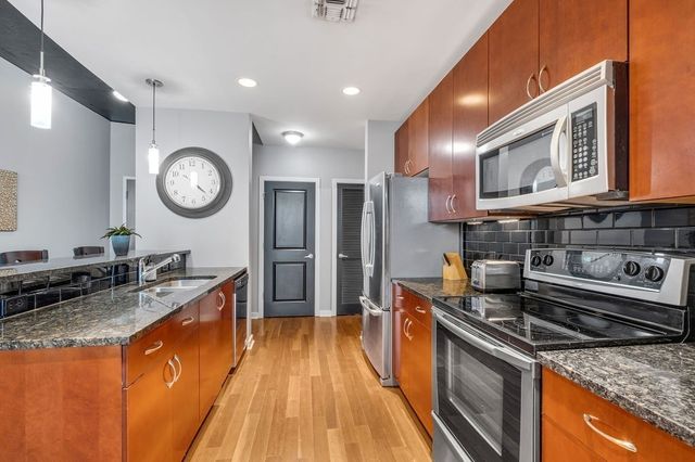 301 Demonbreun St Unit 1713, Nashville, TN 37201