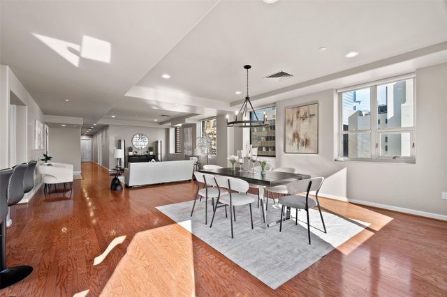 914 Main Street 1902, Houston, TX 77002