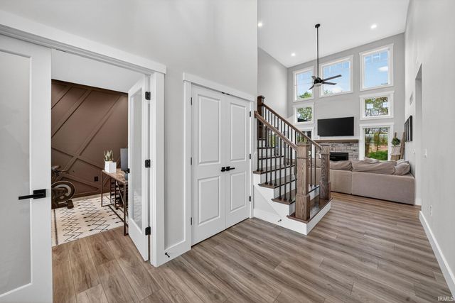 15111 Gossamer Trail, Granger, IN 46530