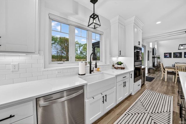 15111 Gossamer Trail, Granger, IN 46530