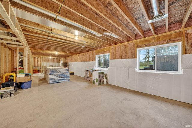 15111 Gossamer Trail, Granger, IN 46530
