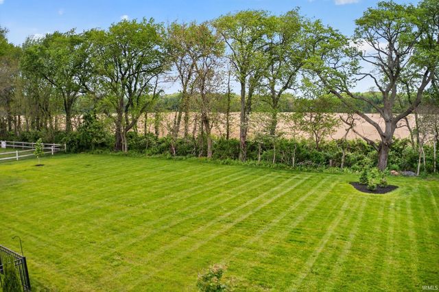 15111 Gossamer Trail, Granger, IN 46530