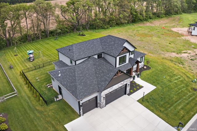 15111 Gossamer Trail, Granger, IN 46530