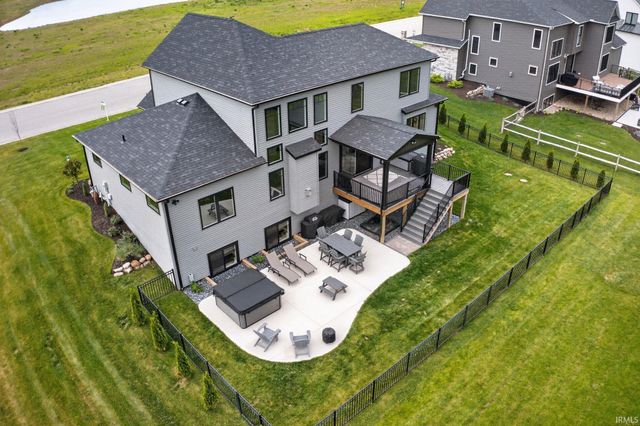 15111 Gossamer Trail, Granger, IN 46530