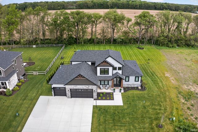 15111 Gossamer Trail, Granger, IN 46530
