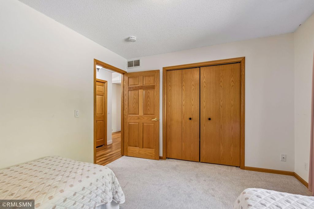 5203 Pathways Avenue, White Bear Lake, MN 55110 — photo 4