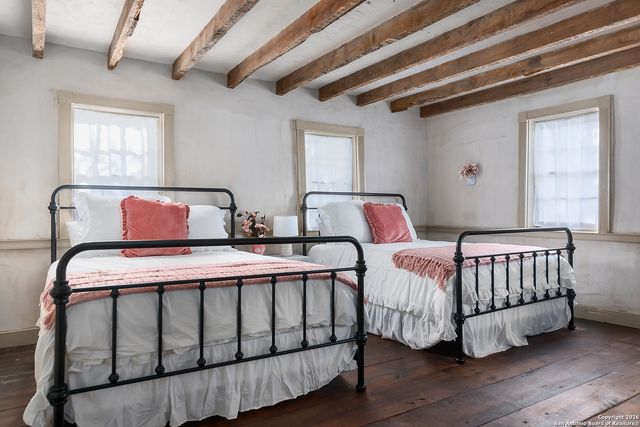 104 Austin, Fredericksburg, TX 78624