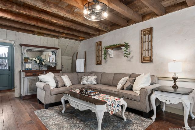 104 Austin, Fredericksburg, TX 78624