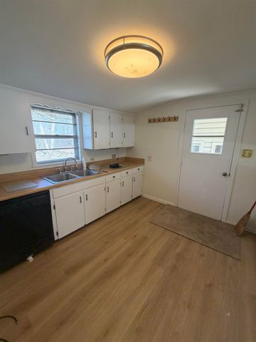 220 OAKLAWN DR W, Brighton, TN 38011