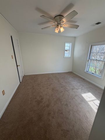 220 OAKLAWN DR W, Brighton, TN 38011