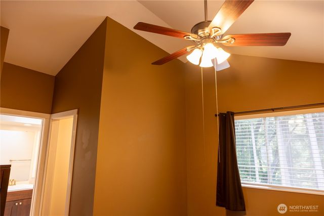 11608 41st Avenue NW, Gig Harbor, WA 98332