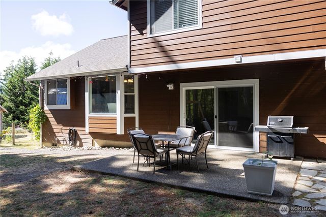 11608 41st Avenue NW, Gig Harbor, WA 98332