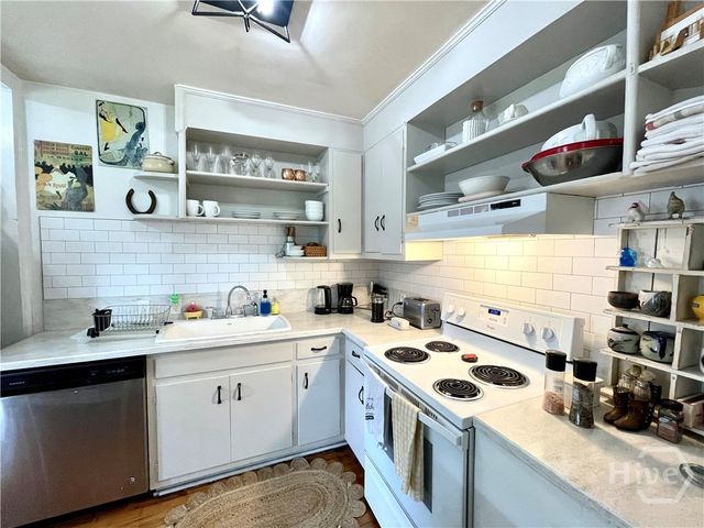 12 W 51st Street, Savannah, GA 31405