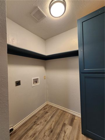 1626 Birch Pl, Corpus Christi, TX 78416