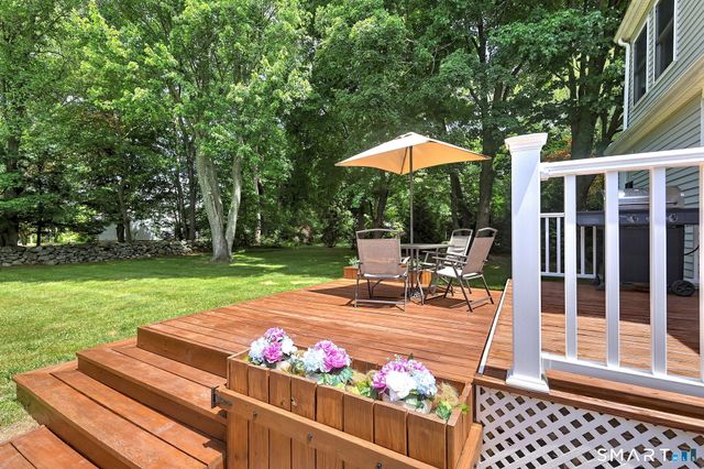 48 Linley Road, Trumbull, CT 06611