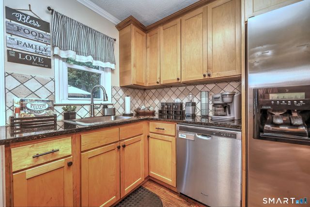48 Linley Road, Trumbull, CT 06611