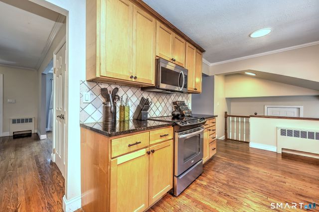 48 Linley Road, Trumbull, CT 06611